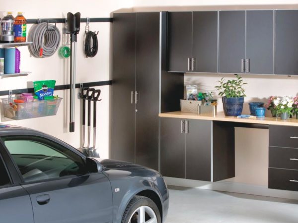 Six Easy and Practical Ways of Cleaning a Garage